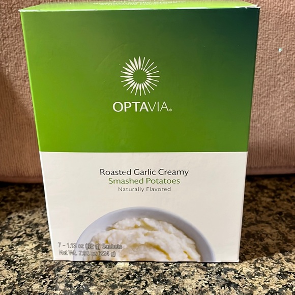 OPTAVIA Kitchen Optavia Roasted Garlic Creamy Smashed Potatoes